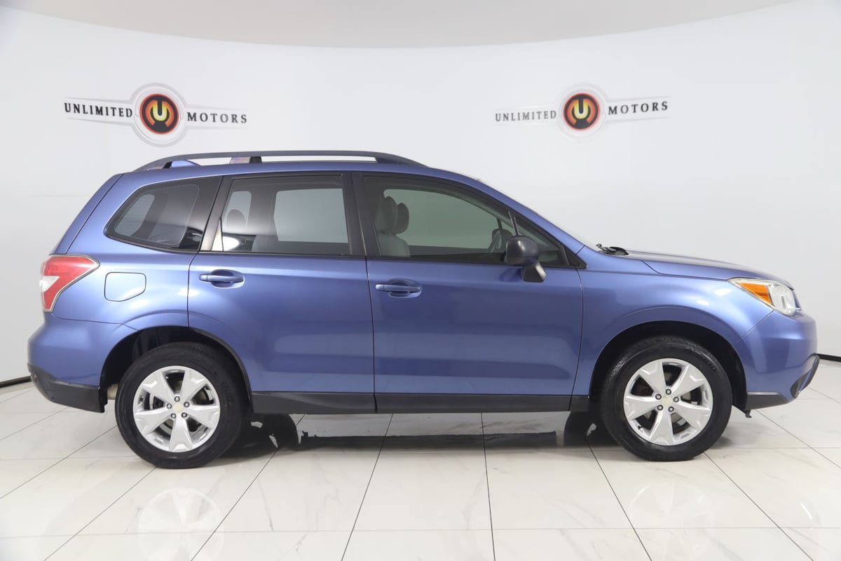 Used 2016 Subaru Forester 2.5i w/ Alloy Wheel Package AWD/4WD image 2