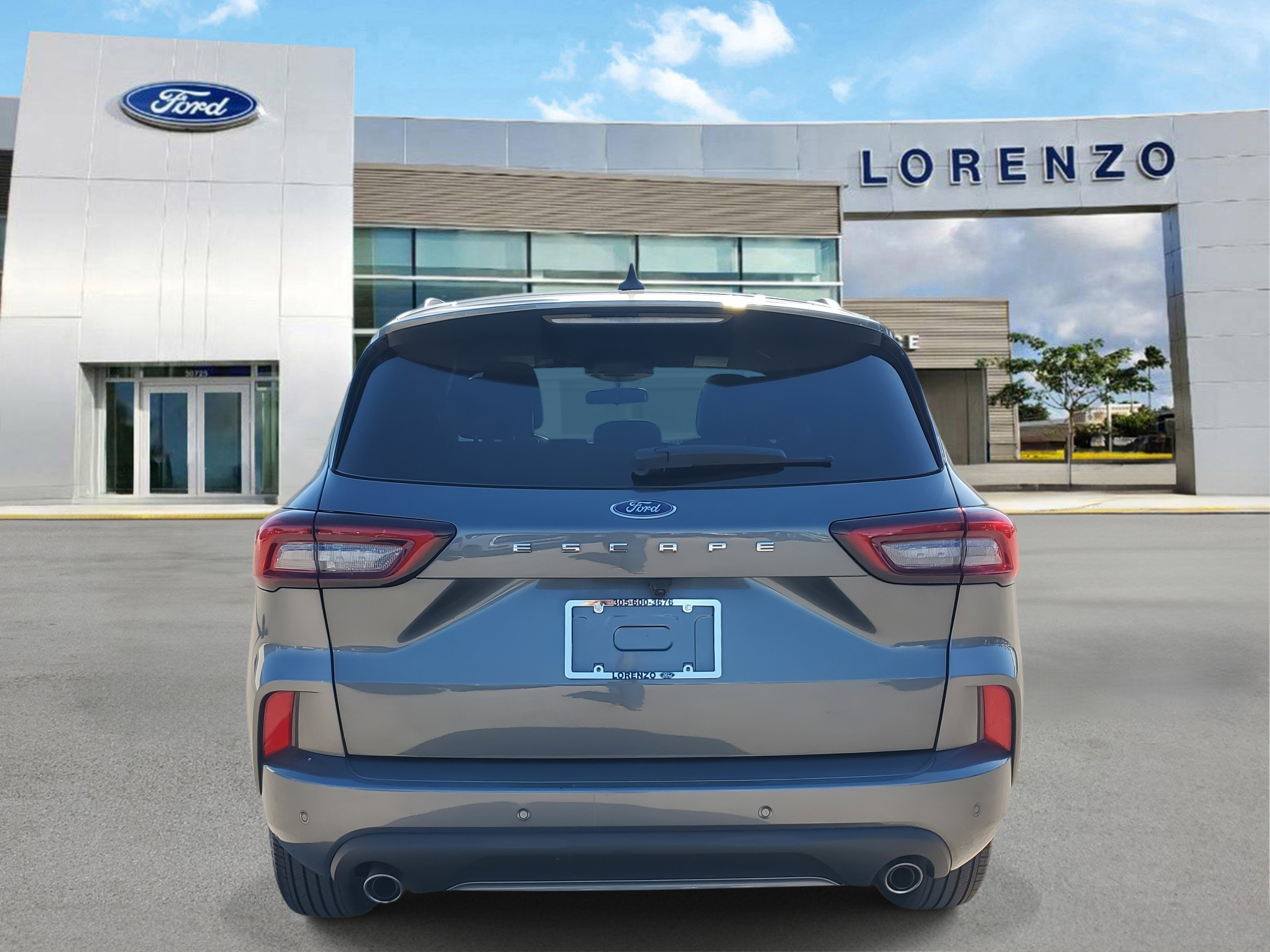 Used 2024 Ford Escape ST-Line w/ Tech Pack #1 image 6