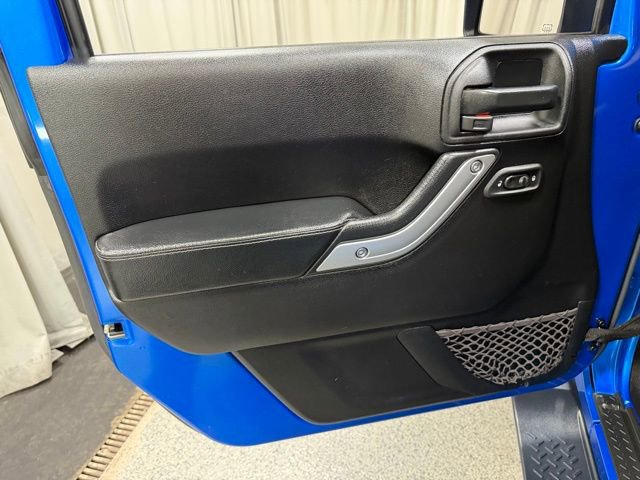 Used 2015 Jeep Wrangler Sport image 16