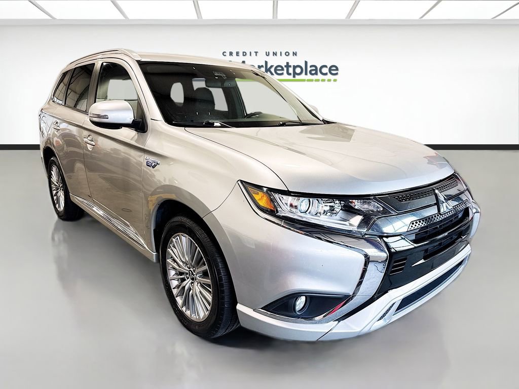 Used 2022 Mitsubishi Outlander LE AWD/4WD image 1