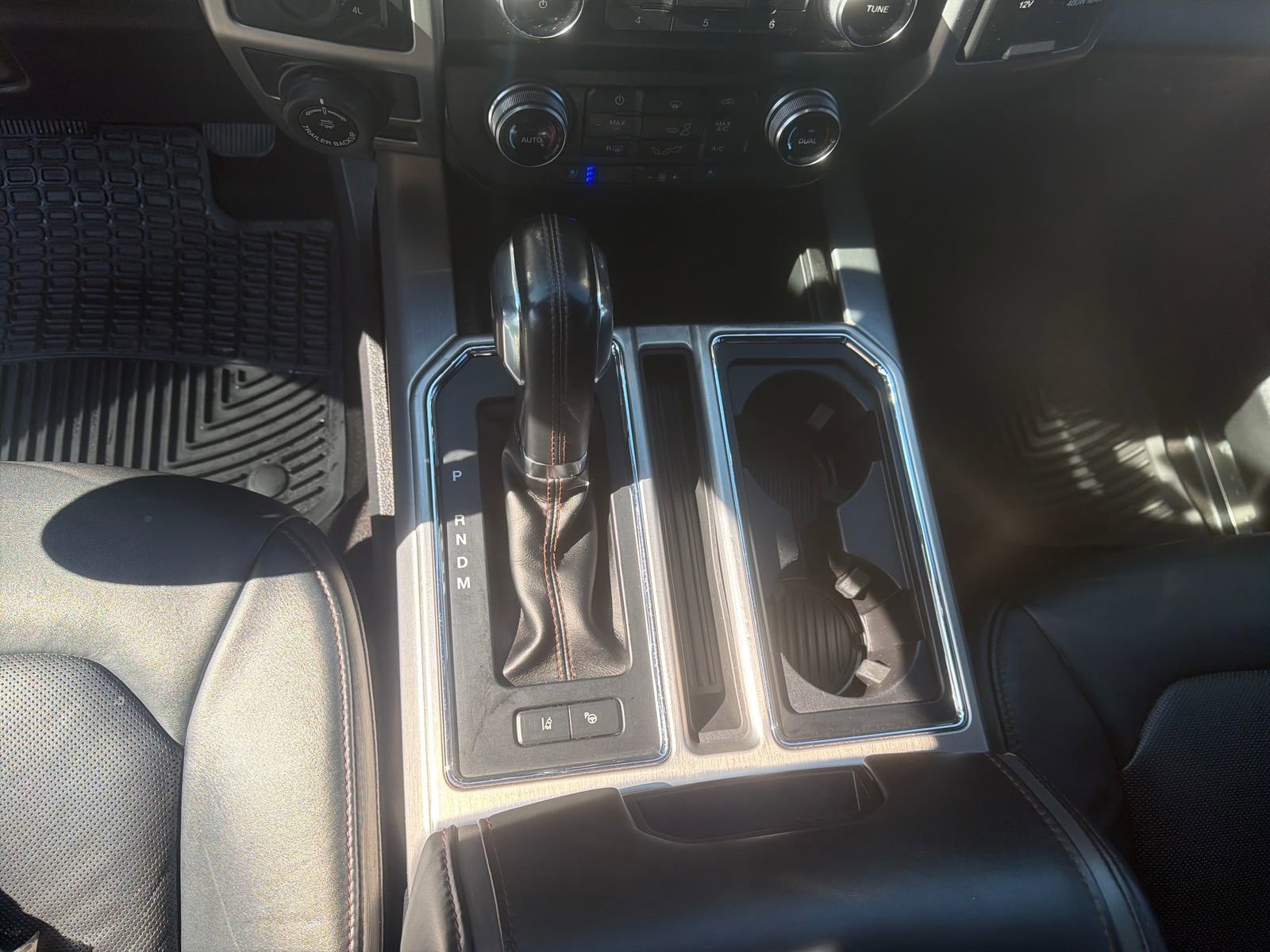 Used 2019 Ford F150 Platinum w/ Equipment Group 701A Luxury AWD/4WD image 13