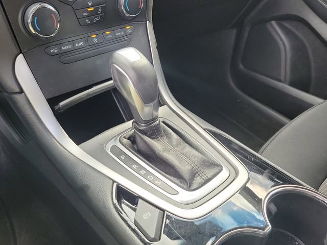 Used 2018 Ford Edge SEL image 28