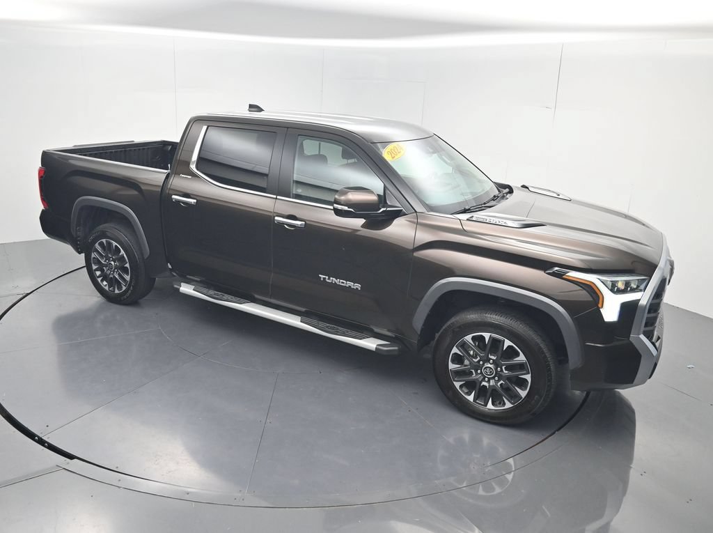 Used 2024 Toyota Tundra Limited AWD/4WD image 61