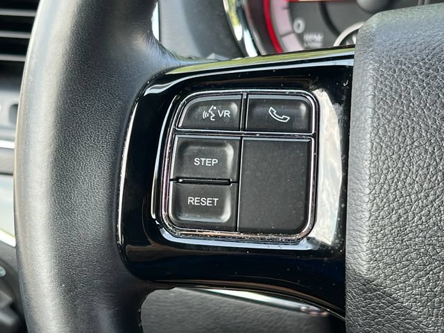 Used 2019 Dodge Grand Caravan SXT FWD image 19