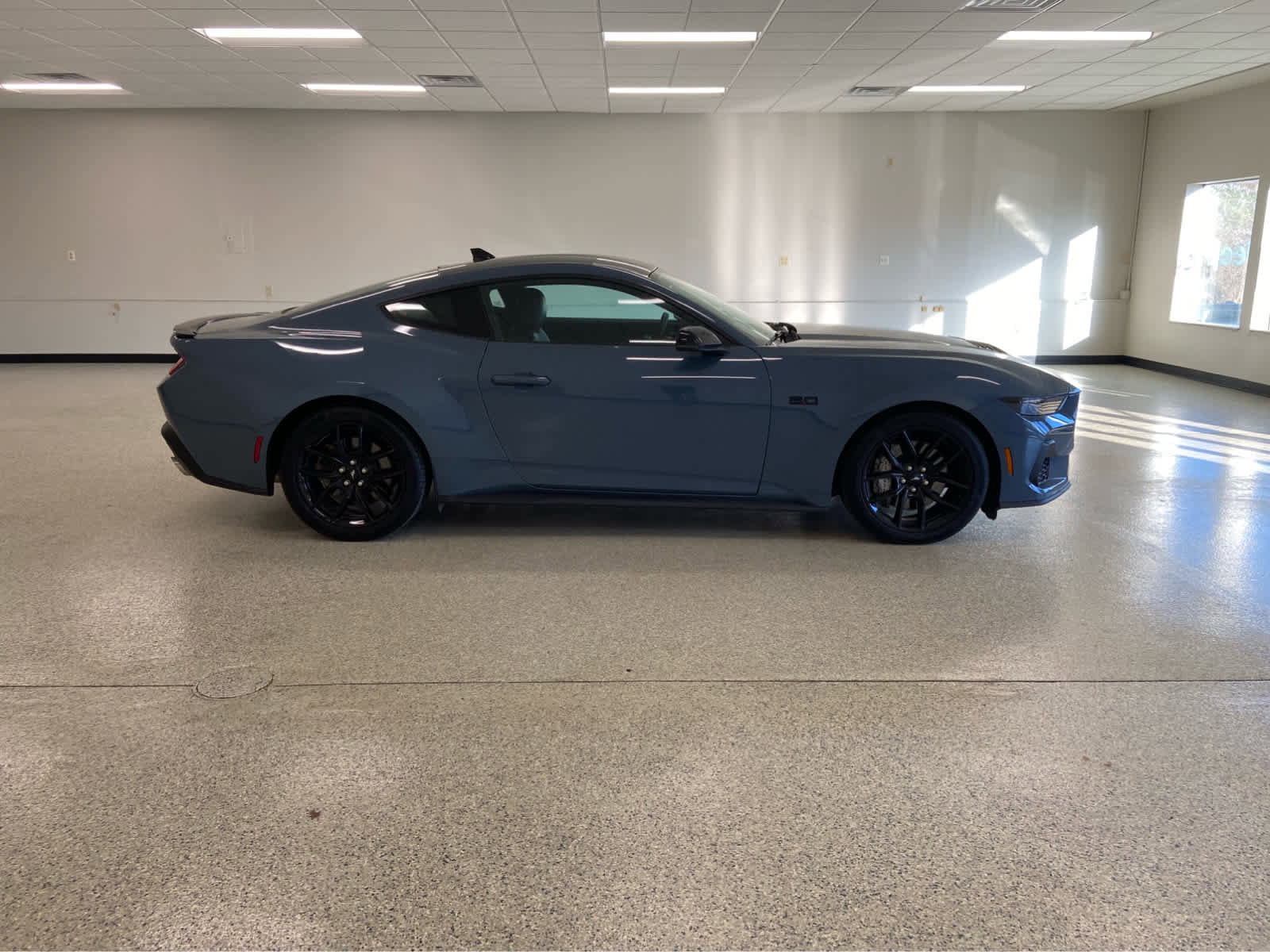 Used 2024 Ford Mustang GT Premium image 7