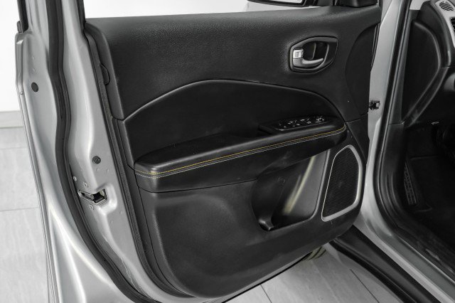 Used 2021 Jeep Compass Latitude image 38