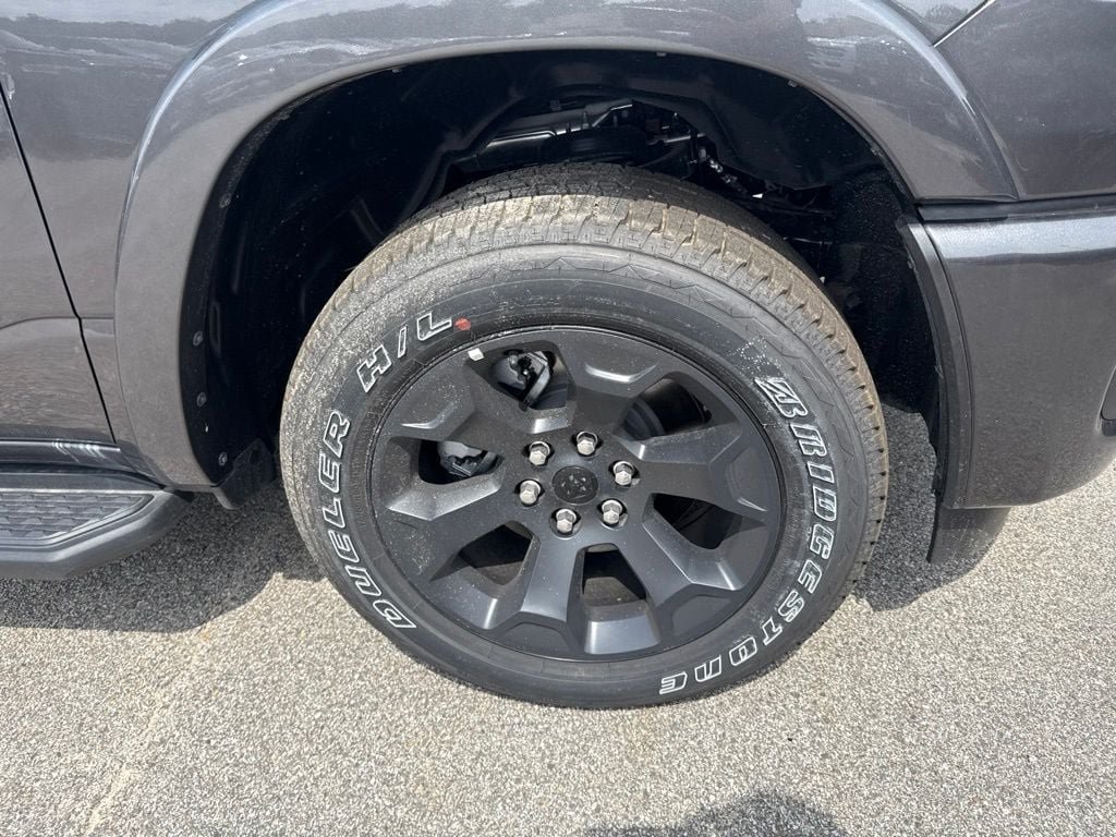 New 2026 RAM 1500 Big Horn w/ Night Edition AWD/4WD image 9