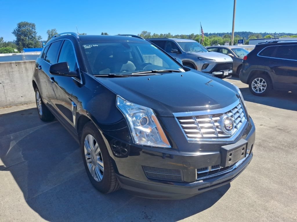 Used 2014 Cadillac SRX Luxury AWD/4WD image 2