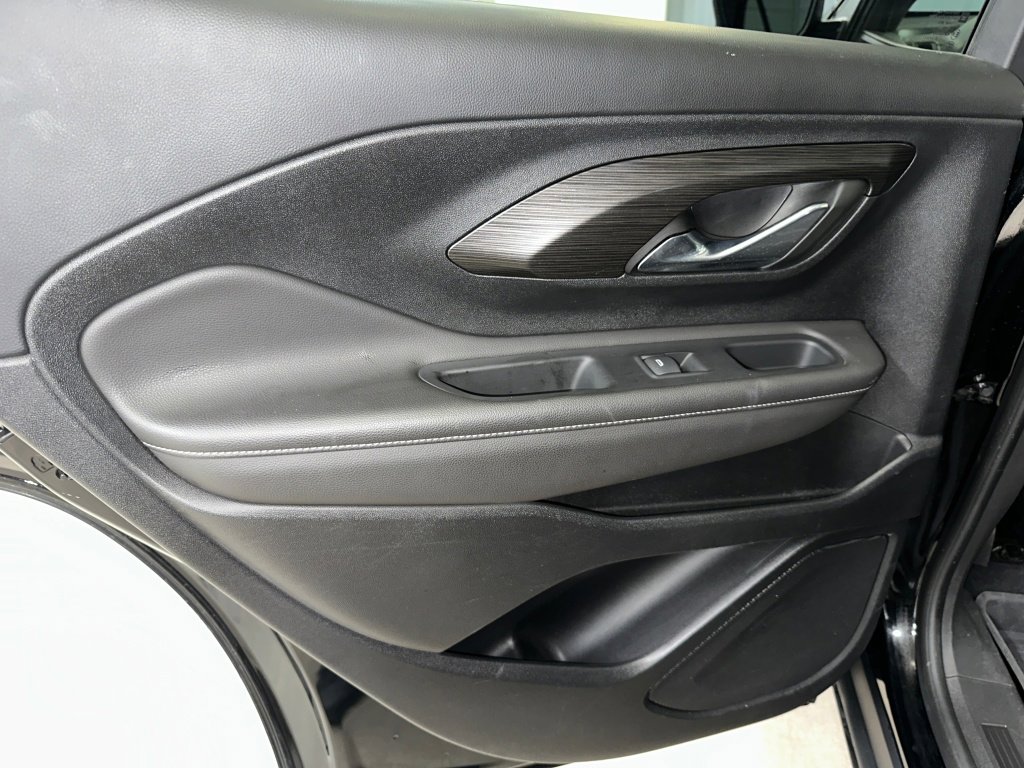 Certified 2022 GMC Terrain SLE w/ Driver Convenience Package image 18
