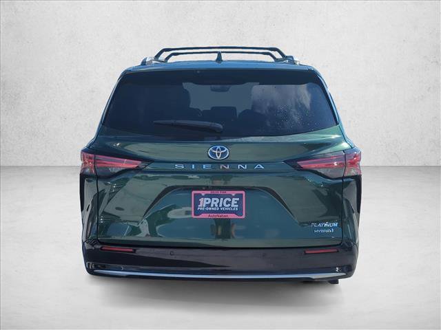 Used 2021 Toyota Sienna Platinum image 6