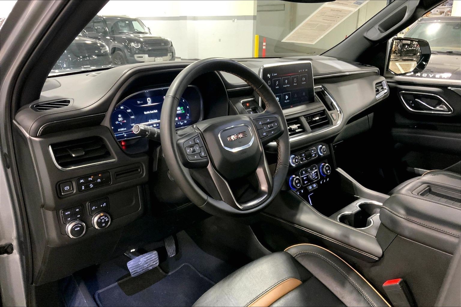 Used 2023 GMC Yukon XL AT4 image 17