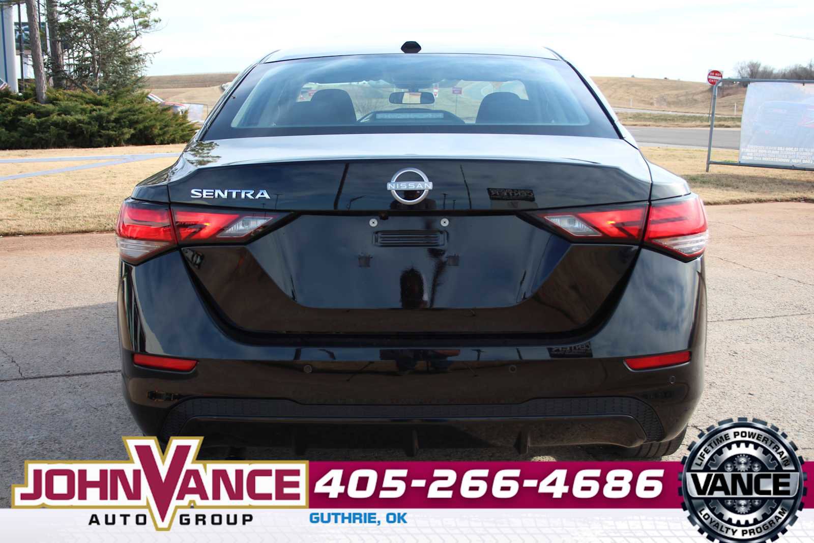 Used 2025 Nissan Sentra SV image 7