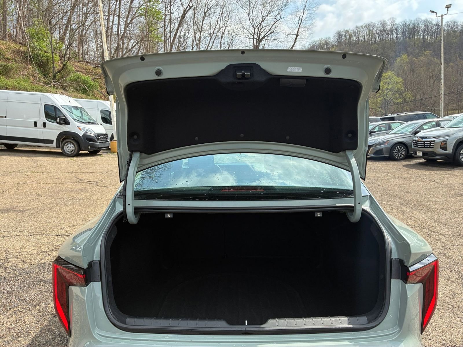 Used 2025 Kia K4 LXS image 31