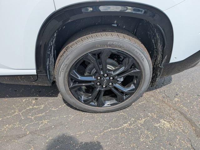 New 2027 Chevrolet Traverse RS w/ LPO, Floor Liner Package AWD/4WD image 18