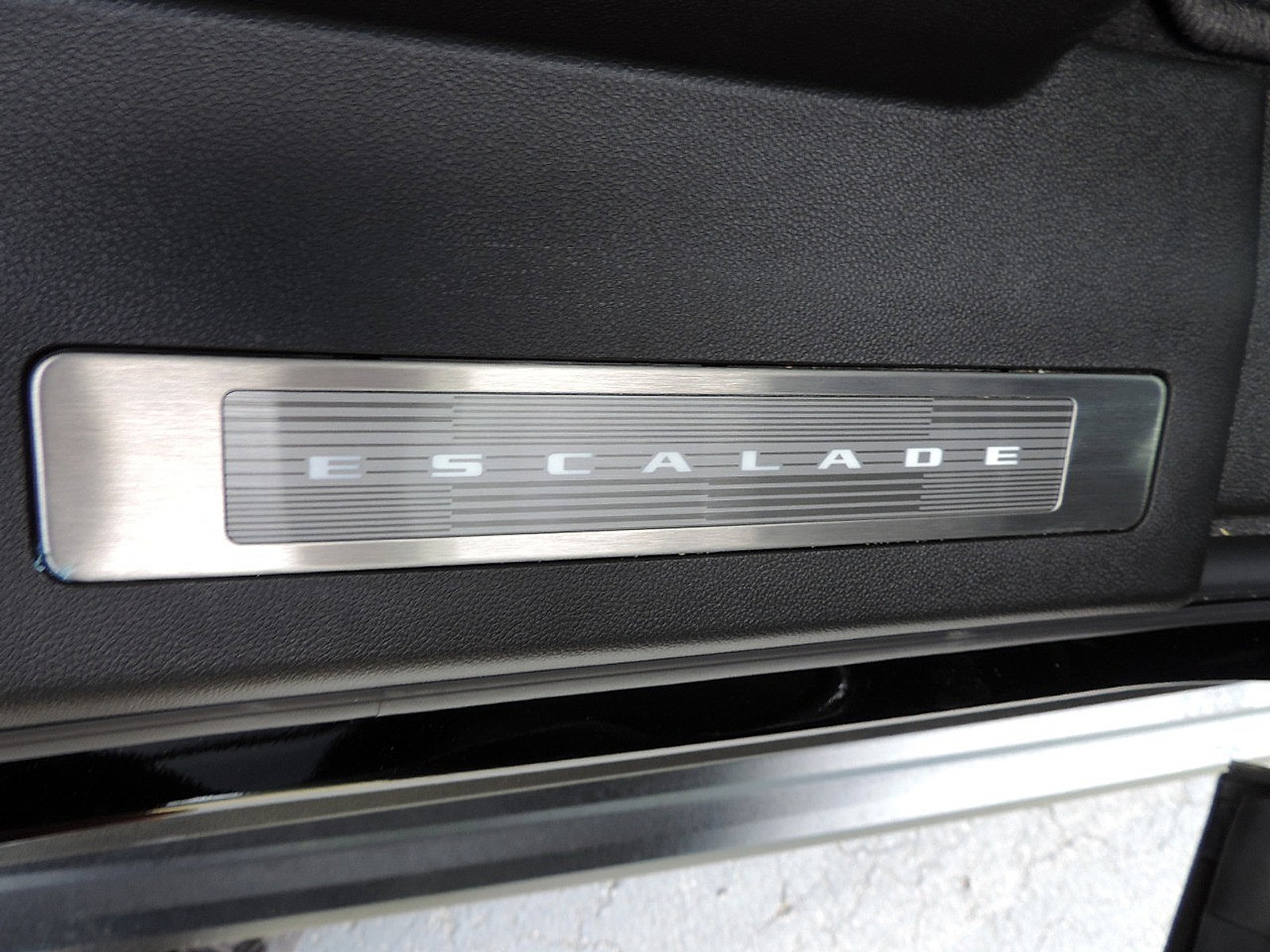 Certified 2026 Cadillac Escalade Platinum Sport image 14