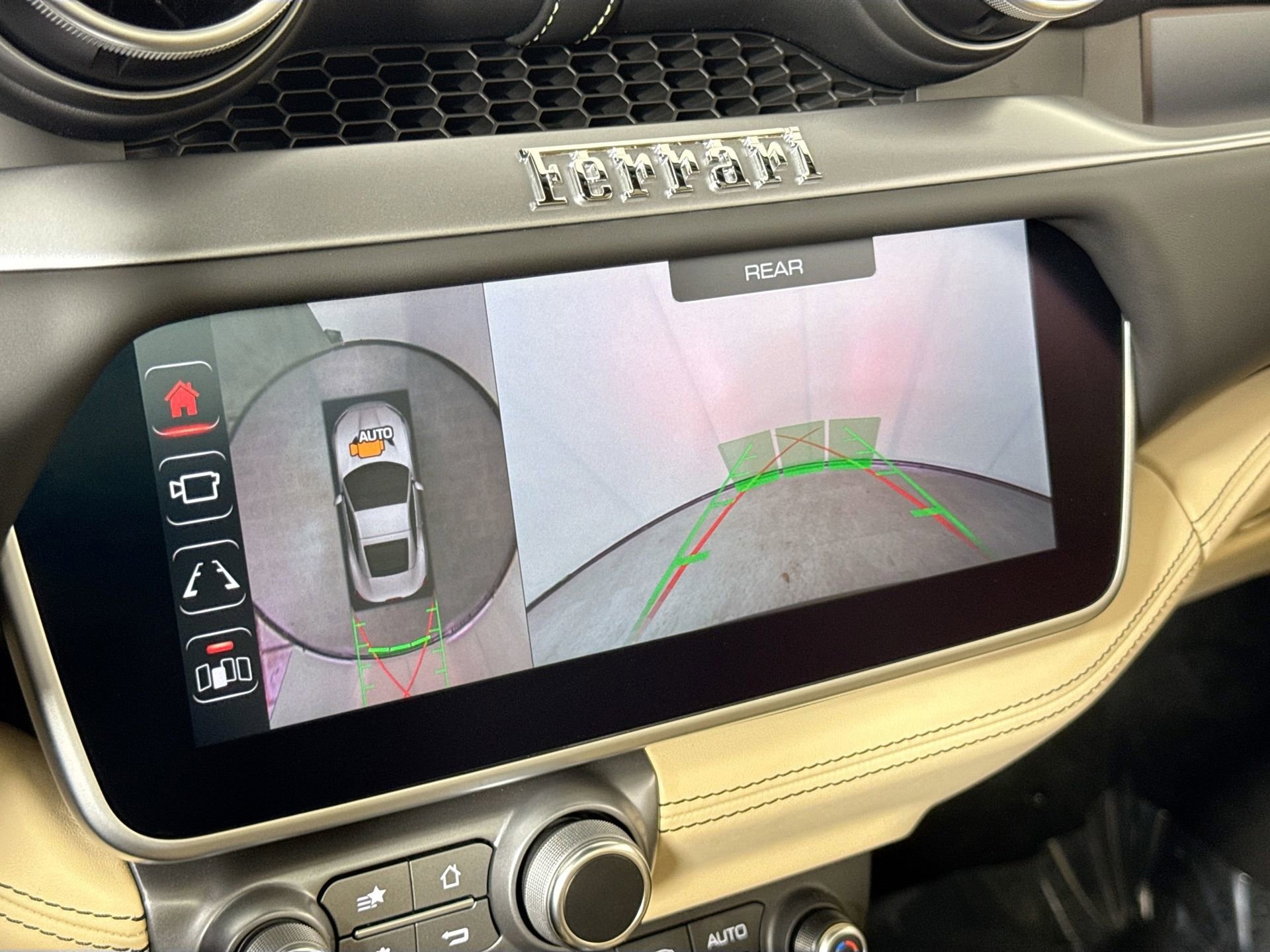 Certified 2023 Ferrari Portofino M RWD image 14
