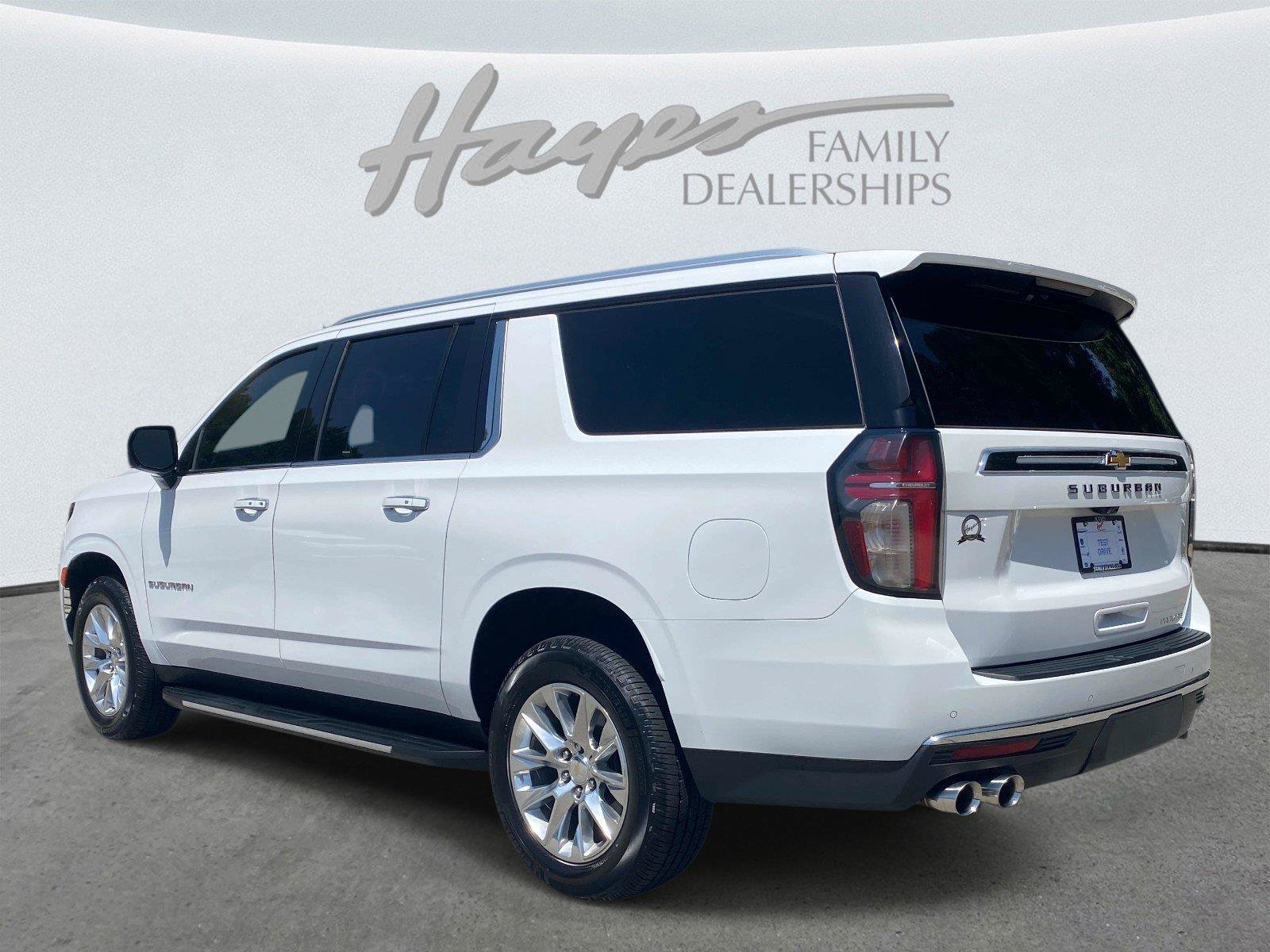 Used 2021 Chevrolet Suburban Premier w/ Premium Package AWD/4WD image 9
