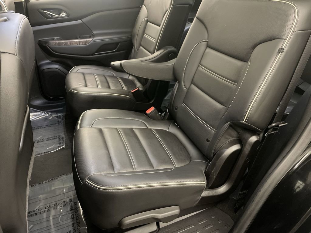 Used 2023 GMC Acadia Denali w/ Denali Ultimate Package image 18