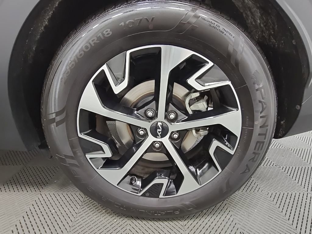 Used 2023 Kia Sportage EX FWD image 42