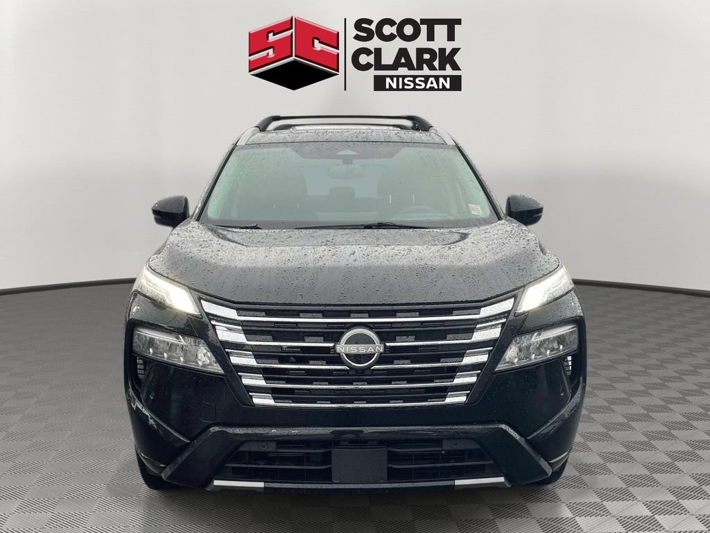 Used 2026 Nissan Rogue Platinum w/ Platinum Premium Package AWD/4WD image 2