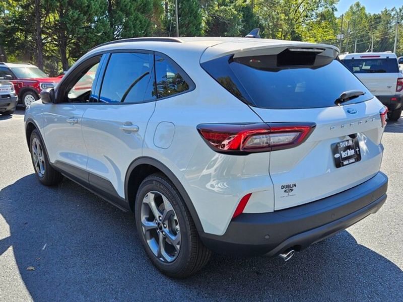 New 2026 Ford Escape ST-Line image 12