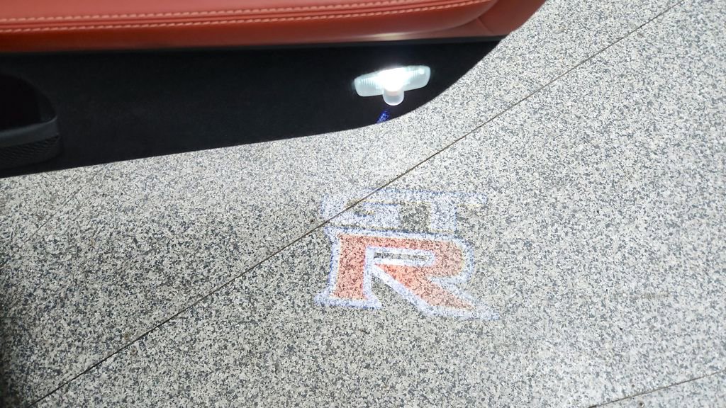 Used 2024 Nissan GT-R Premium w/ Premium Interior Package image 33