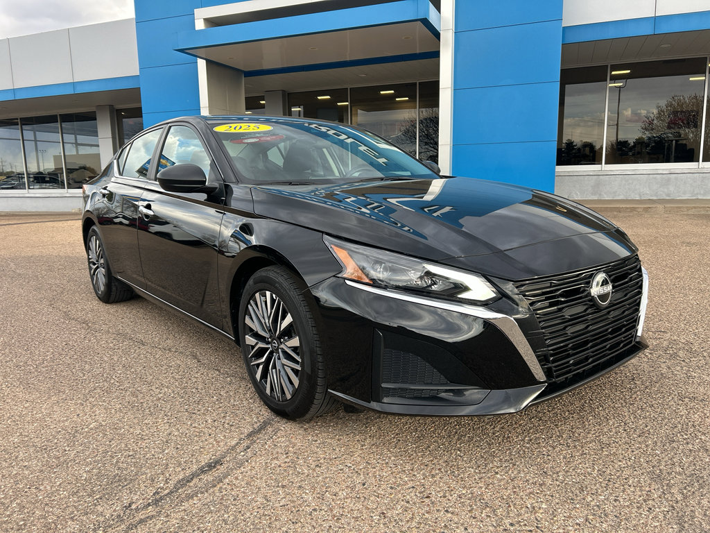 Used 2025 Nissan Altima 2.5 SV image 20