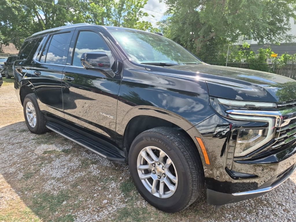Used 2025 Chevrolet Tahoe LT image 4