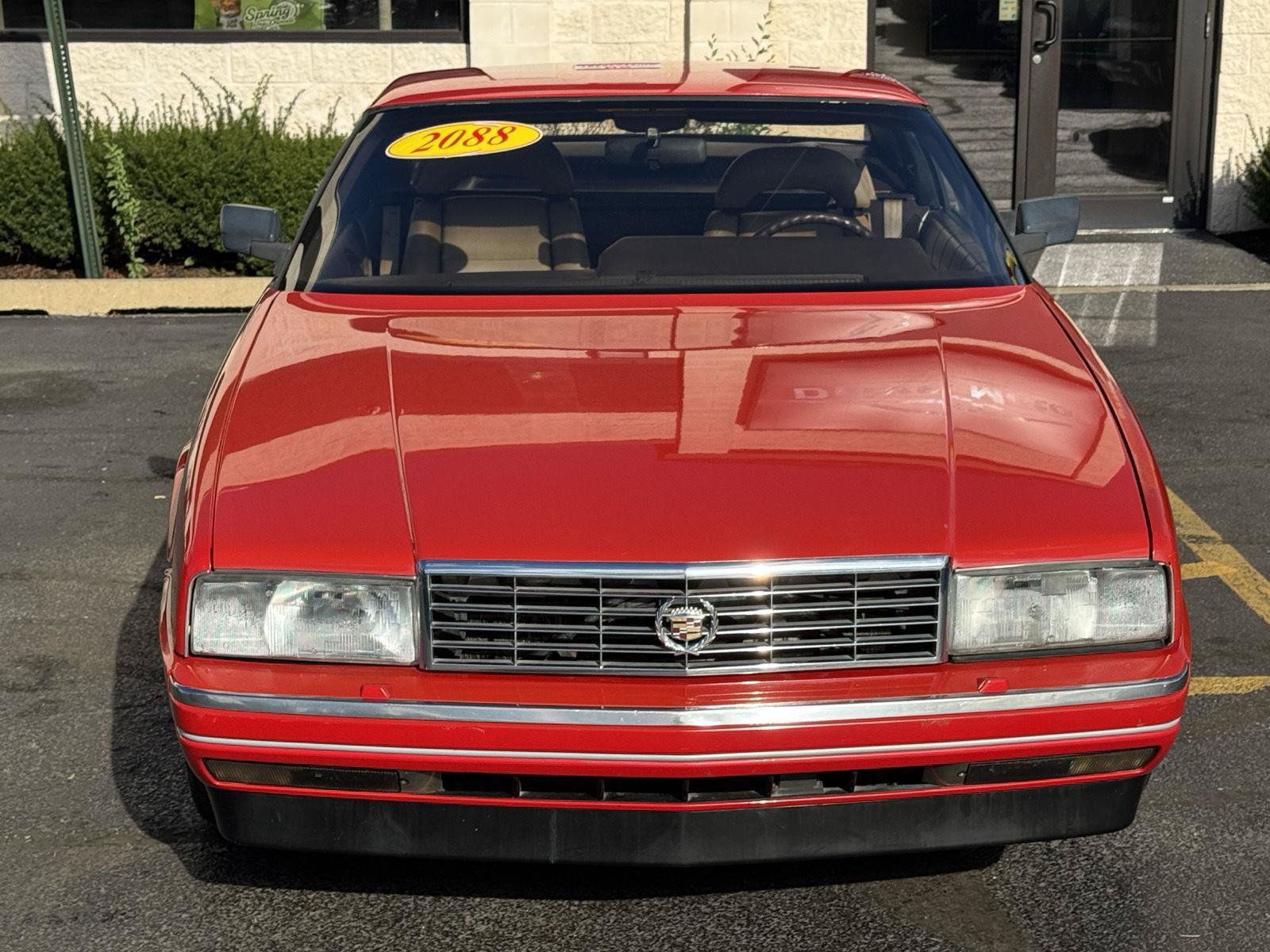 Used 1988 Cadillac Allante FWD image 3