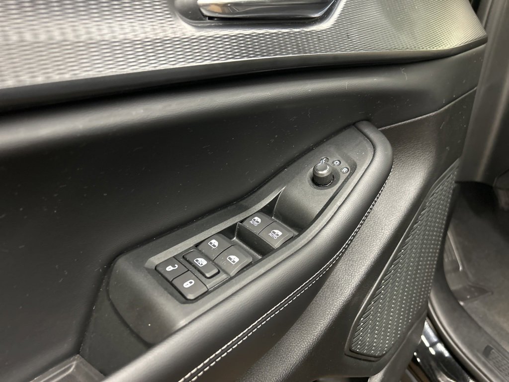 Used 2025 Jeep Grand Cherokee L Altitude image 29