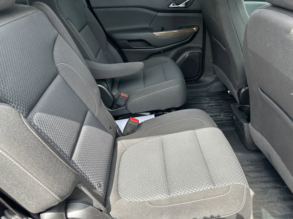 Certified 2023 GMC Acadia SLE w/ Driver Convenience Package AWD/4WD image 29