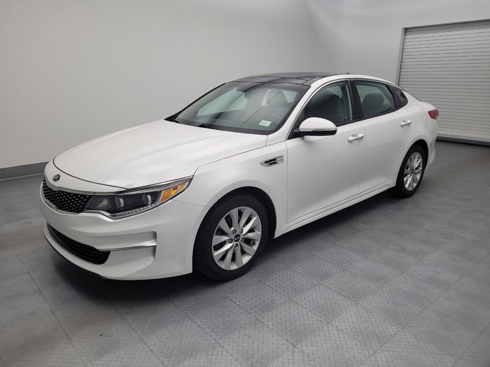 Used 2016 Kia Optima EX w/ Option Group 040 FWD image 2