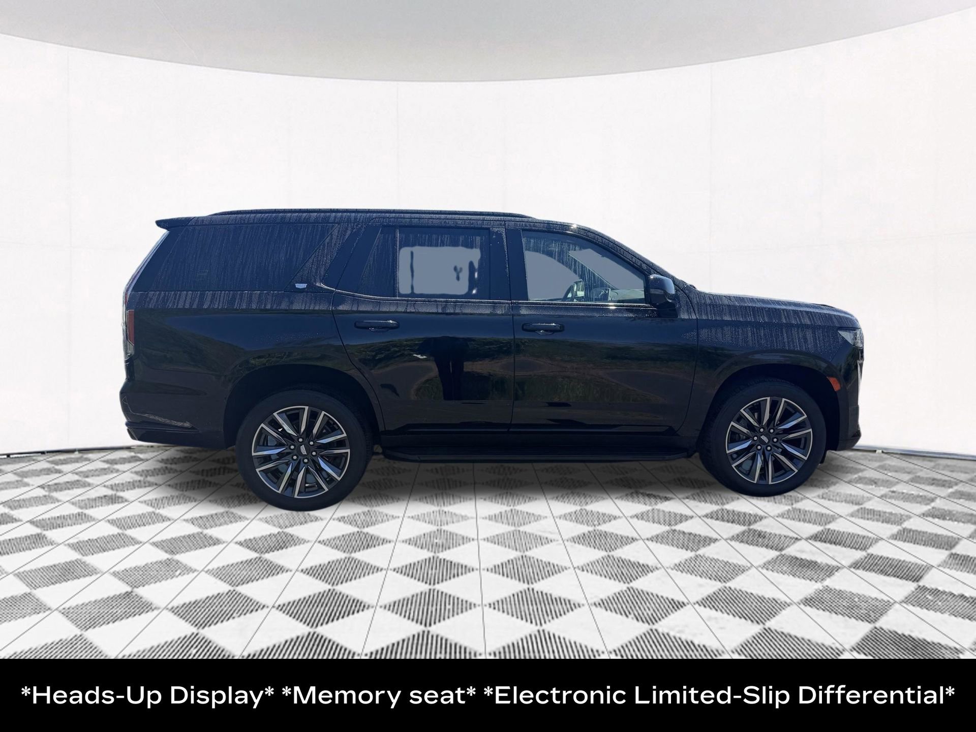 Used 2021 Cadillac Escalade Sport w/ LPO, Illumination Package AWD/4WD image 7