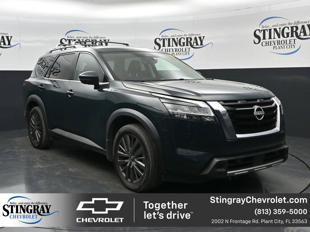 Used 2024 Nissan Pathfinder SL w/ SL Premium Package