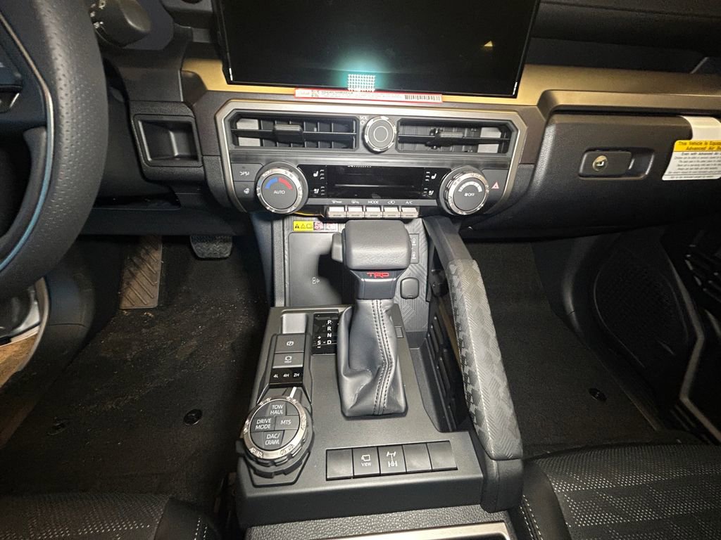 New 2025 Toyota 4Runner TRD Off-Road Premium image 11
