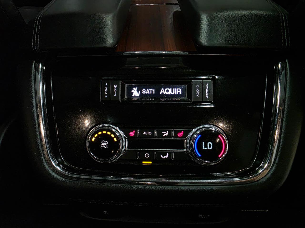 Used 2021 Lincoln Navigator Reserve w/ Luxury Package AWD/4WD image 29