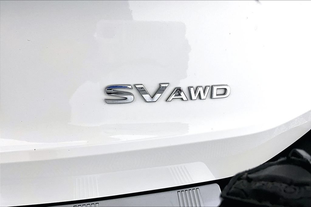 Used 2023 Nissan Rogue SV AWD/4WD image 14