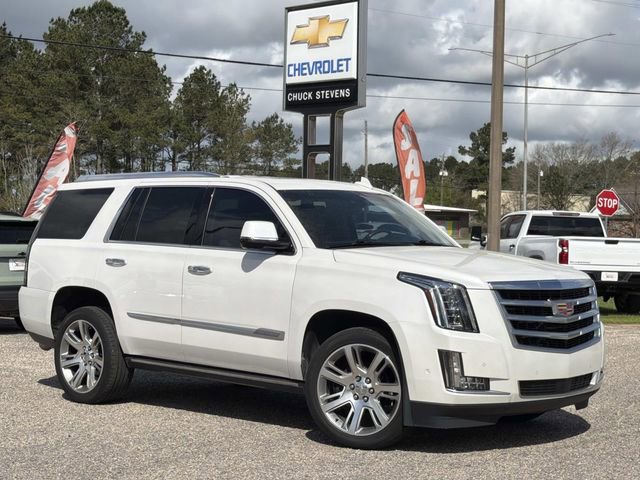 Used 2019 Cadillac Escalade Premium Luxury image 2