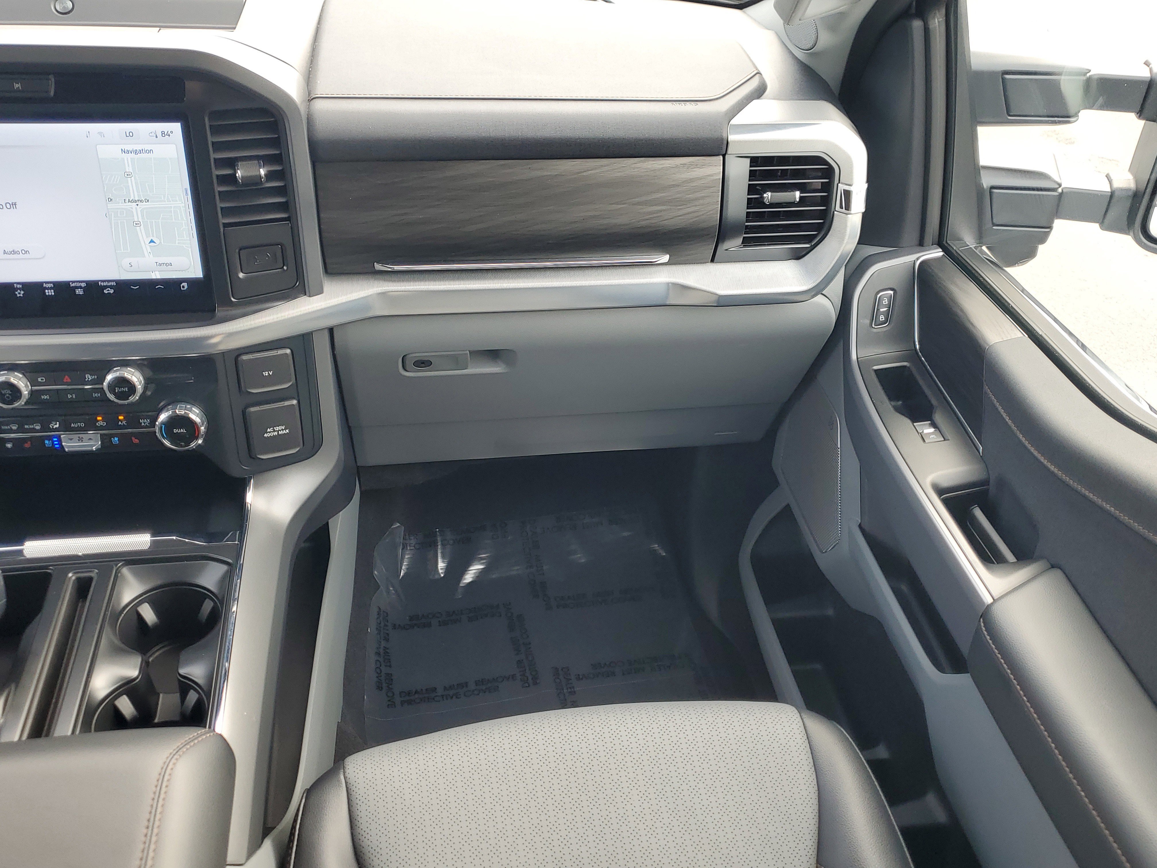 Used 2025 Ford F150 Lariat w/ Equipment Group 501A Mid image 15