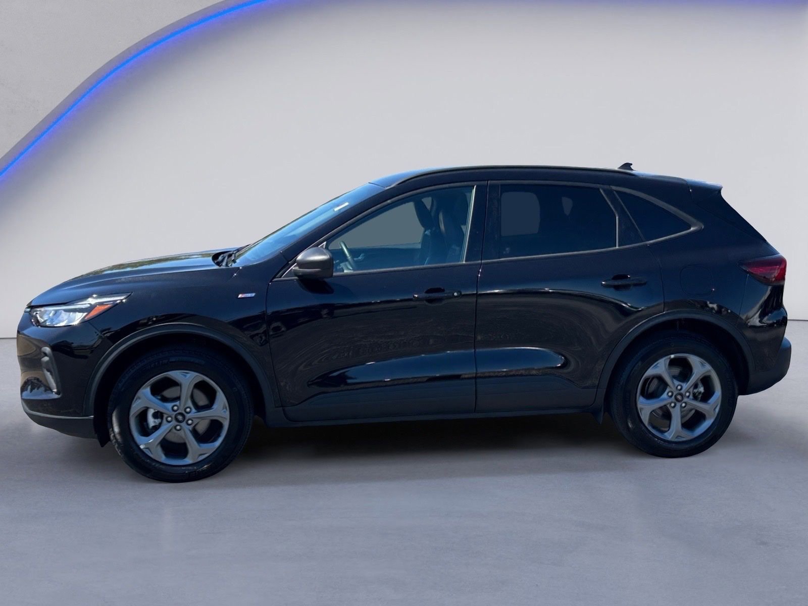 Certified 2025 Ford Escape ST-Line AWD/4WD image 7