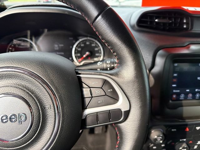 Used 2018 Jeep Renegade Trailhawk w/ Popular Equipment Group AWD/4WD image 21