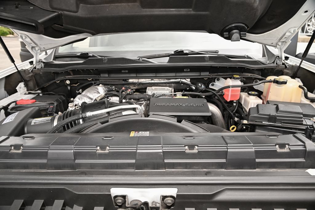 Used 2021 Chevrolet Silverado 2500 LTZ w/ LTZ Premium Package AWD/4WD image 17