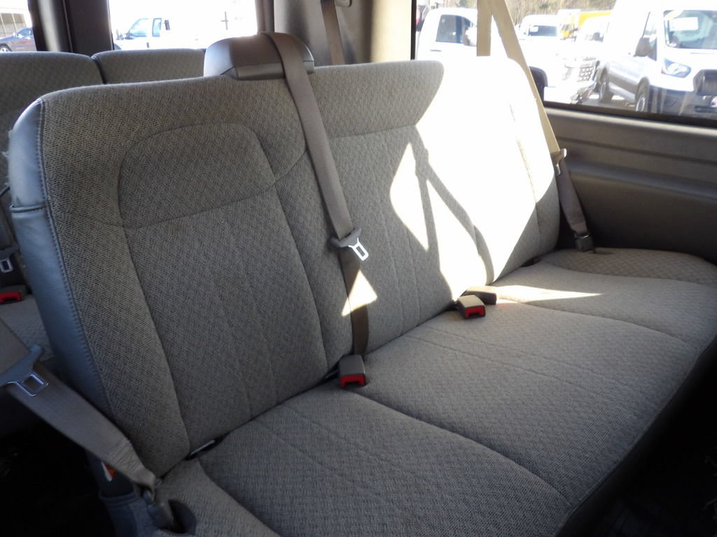 Used 2024 Chevrolet Express 3500 LS RWD image 33