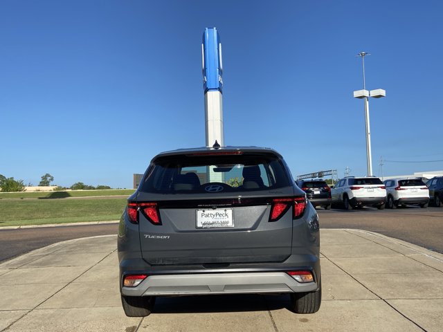 Used 2025 Hyundai Tucson SE FWD image 11