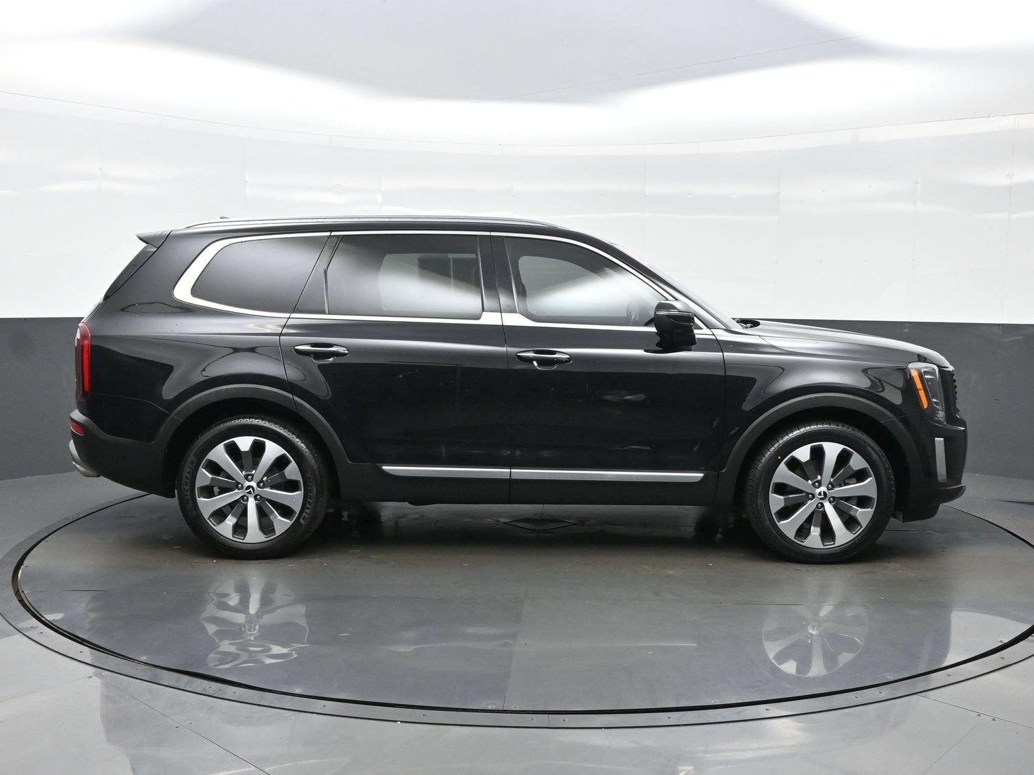 Used 2020 Kia Telluride S AWD/4WD image 7