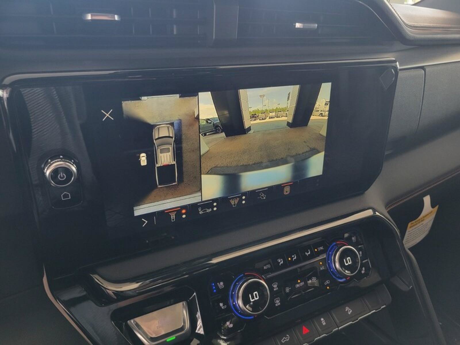 New 2026 GMC Sierra 1500 AT4 w/ AT4 Premium Package AWD/4WD image 23