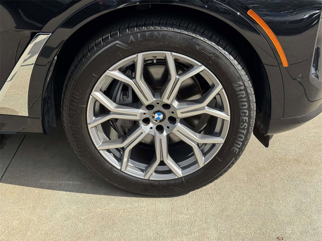 Certified 2025 BMW X7 xDrive40i w/ Premium Package image 7