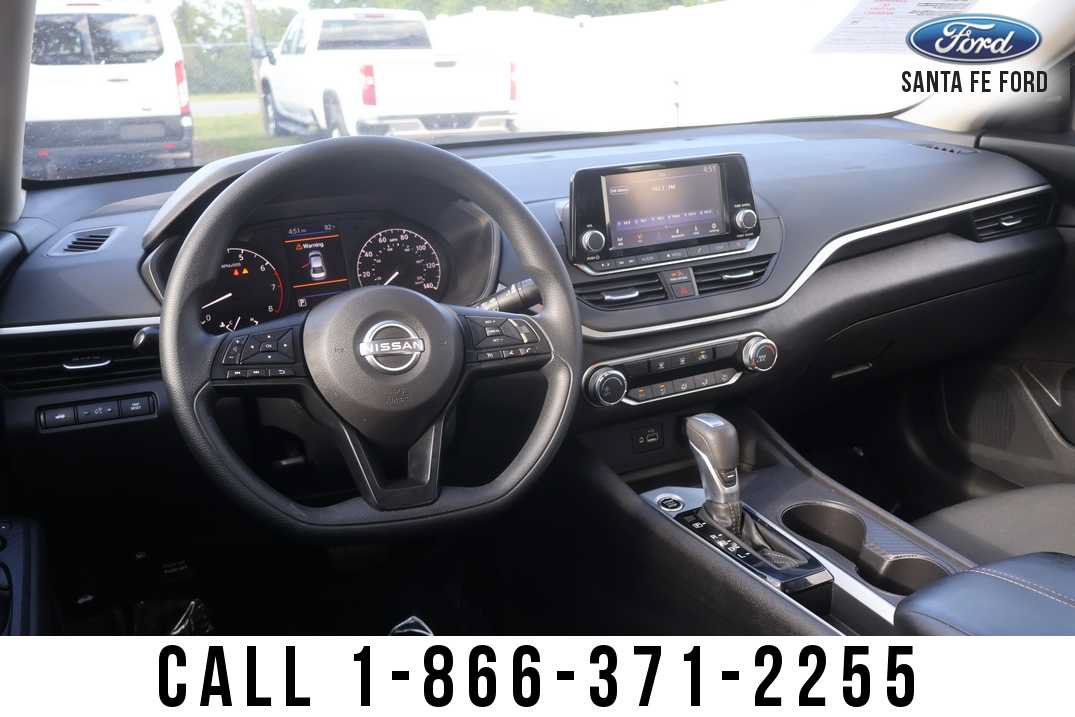 Used 2024 Nissan Altima 2.5 S FWD image 17