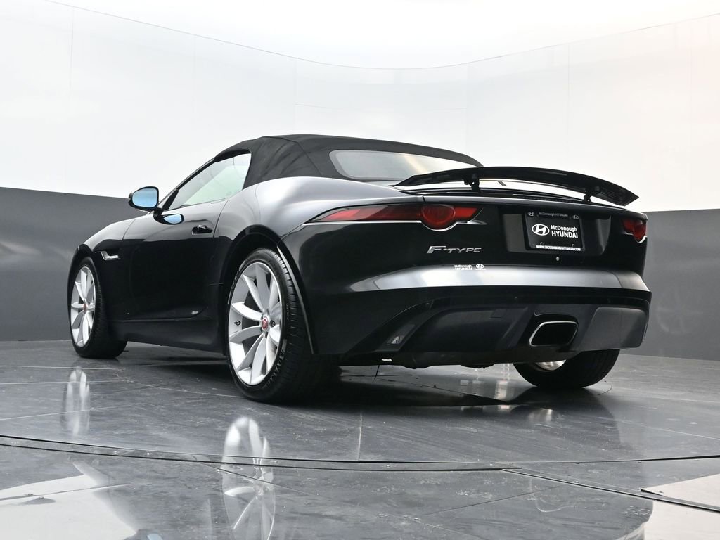 Used 2018 Jaguar F-TYPE Convertible image 25