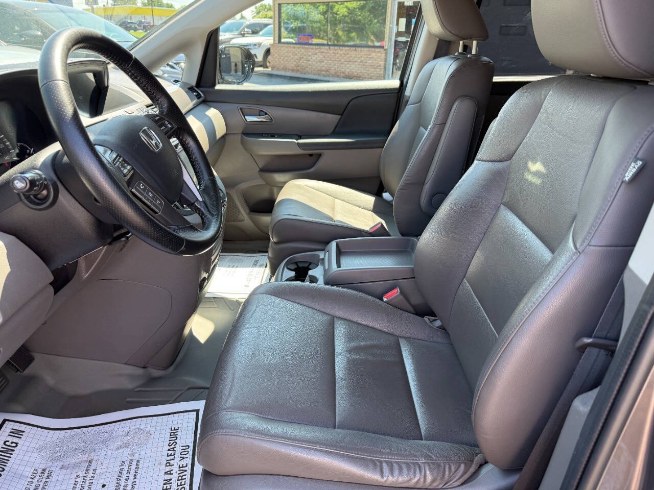 Used 2016 Honda Odyssey Touring Elite image 14